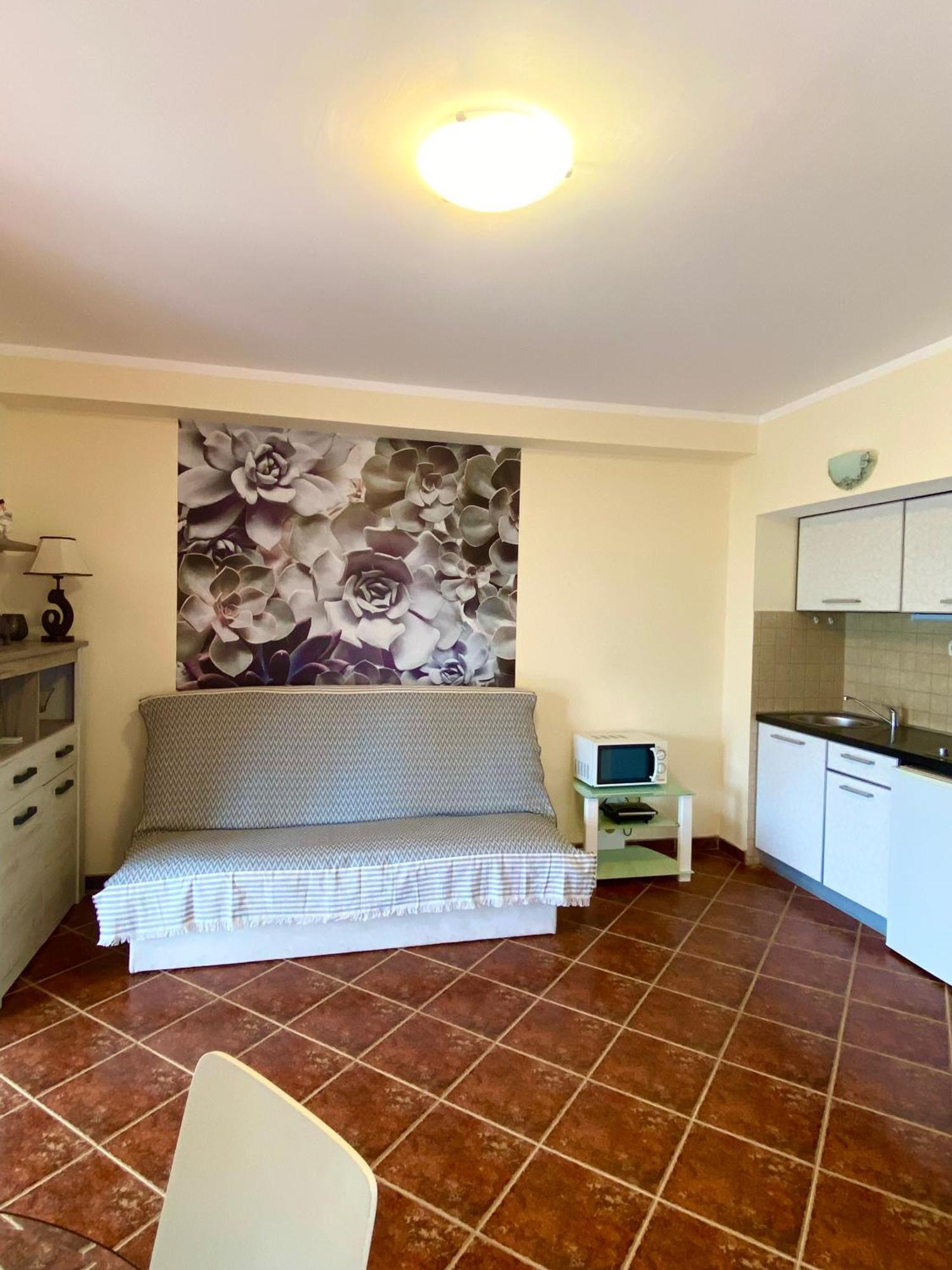Apartments Villa Viktoria Tivat Bagian luar foto